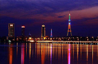 失宠皇后别倾城_青岛旅行攻略第一天游览漂亮的沿海风景